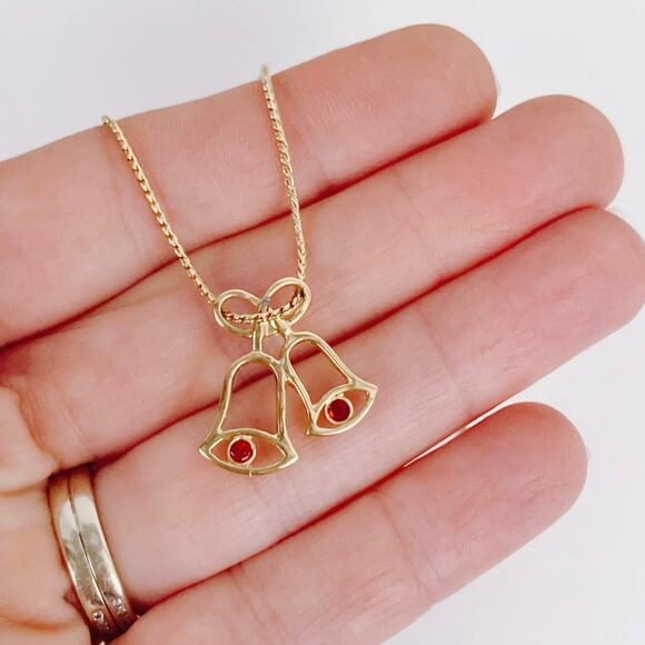 Vintage Avon Glowing Bells Christmas Necklace Signed Festive Holiday Jewelry - Picture 4 of 11